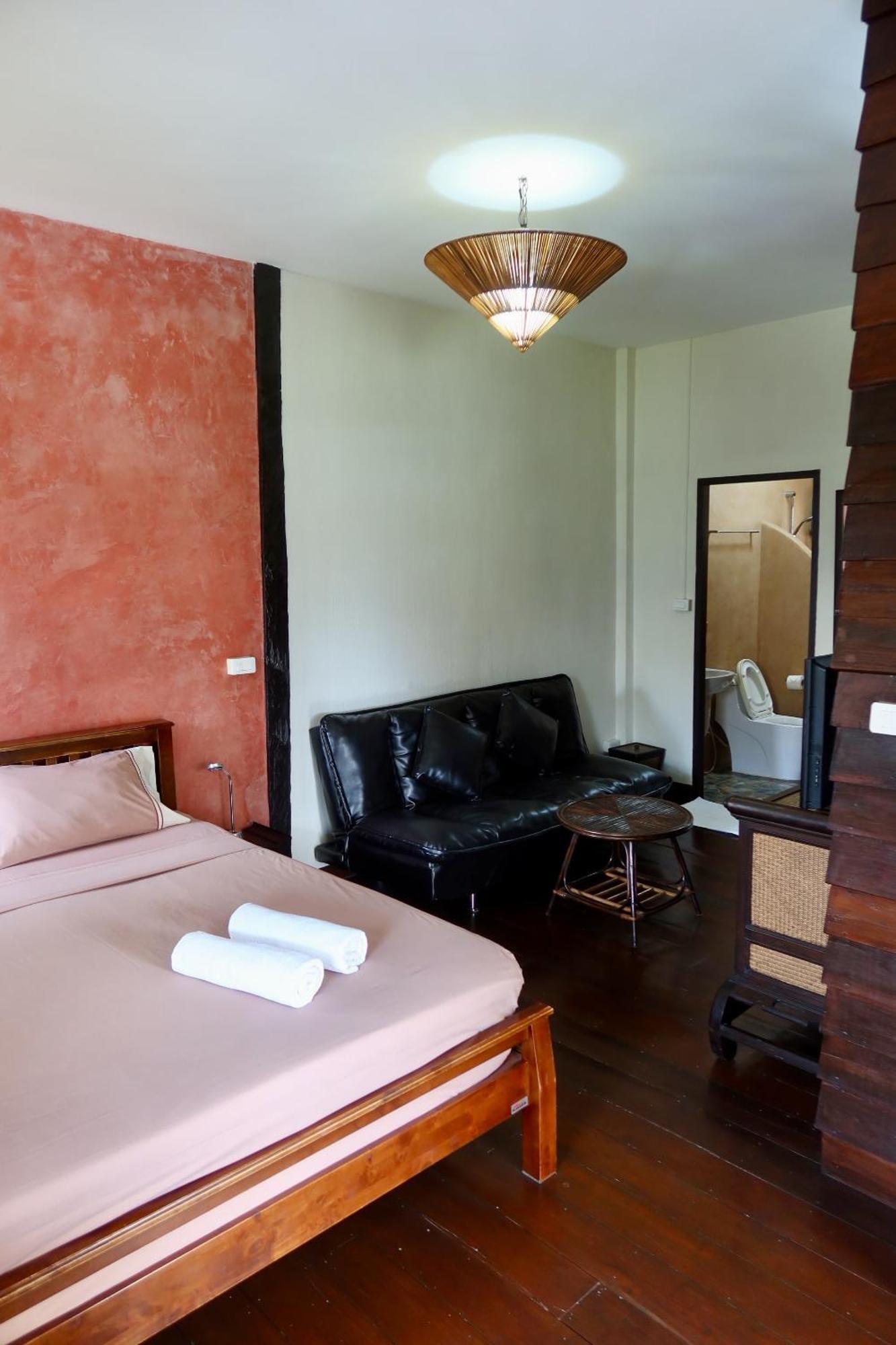 Banjai Garden Guesthouse Chiang Mai Exteriör bild